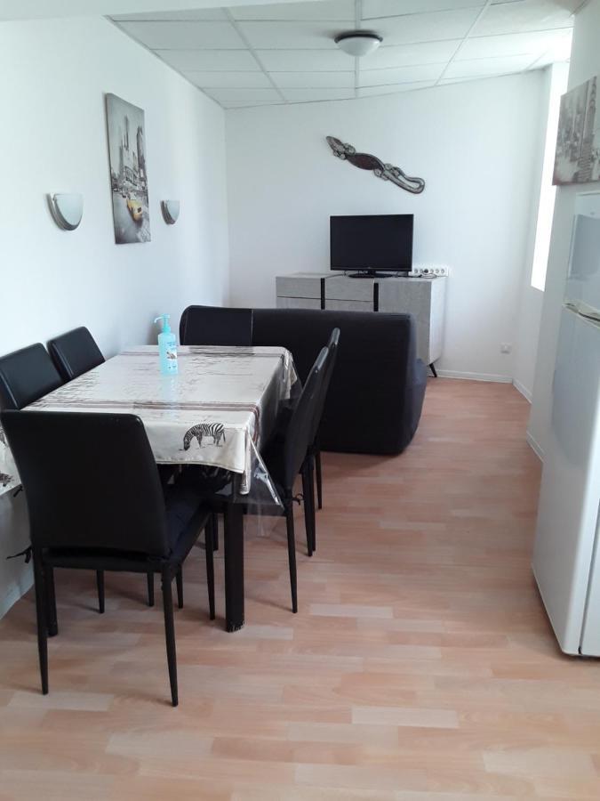 O'Paille En Queue De Lajade Appartement F3 Saint-Chinian Zewnętrze zdjęcie